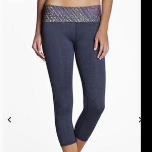Fabletics salar fold over waist Capri XS